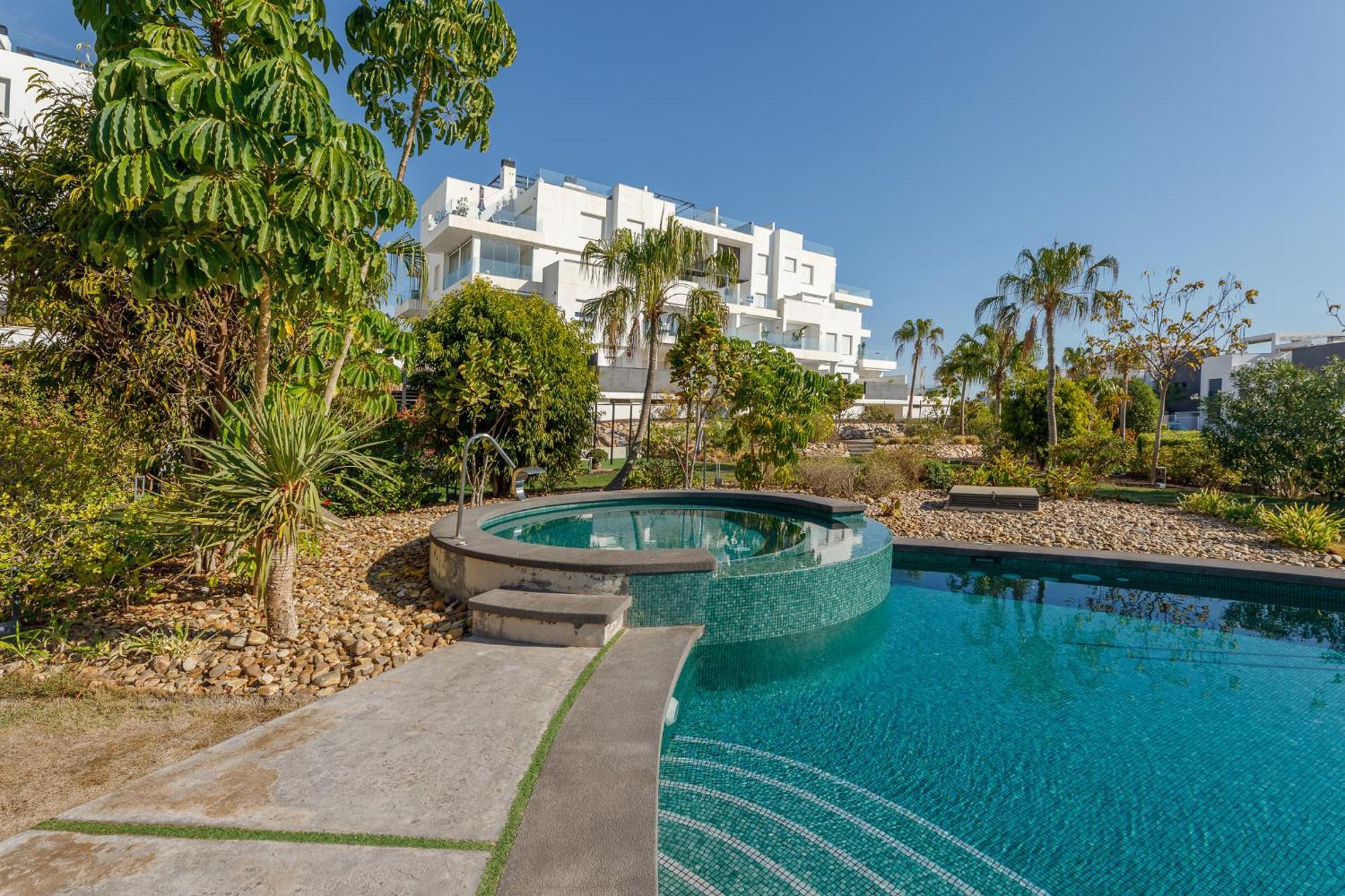 Apartment Laura Residence Bali Alicante Dış mekan fotoğraf